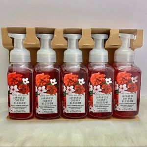 Bath & Body Works JAPANESE CHERRY BLOSSOM Gentle Foaming Hand Soap-Lot of 5-NEW